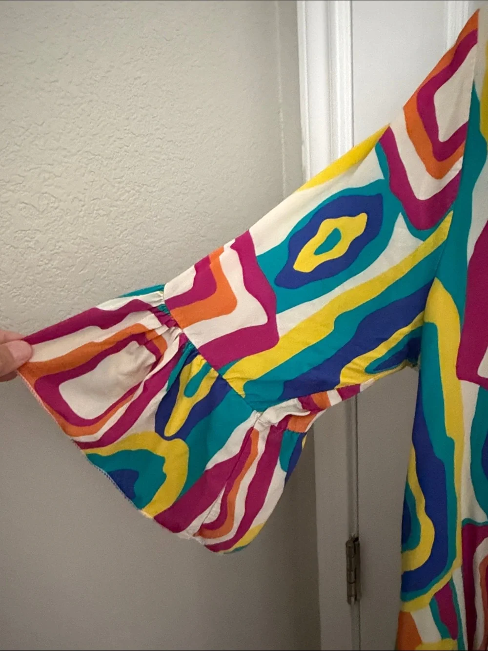Colorful Abstract Pattern Tunic Top - Multicolor - Picture 3 of 7